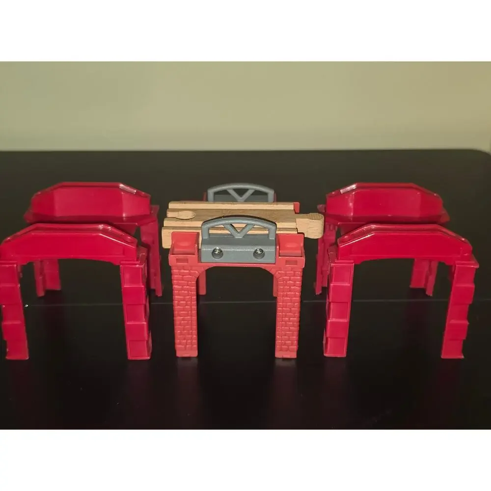 Thomas & Friends Wooden Railway RARE Red Elevated Bridge Supports & Track Pieces
